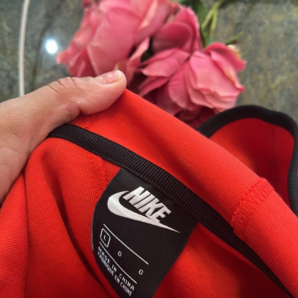 Nike Top 💋💄 - Picture 6 of 11